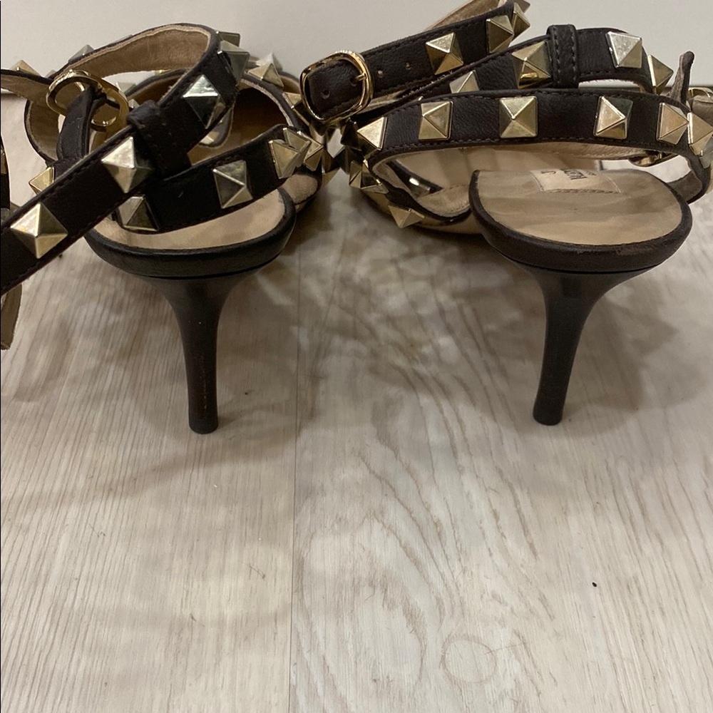 Valentino Leopard Print Studded Women's Shoes - Picture 2 of 4